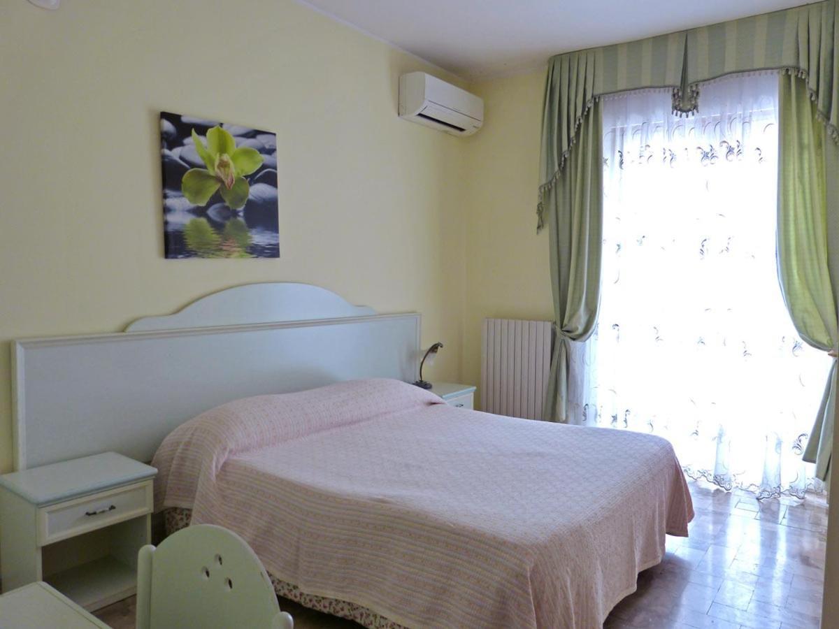 Le Mimose Bed and Breakfast Pescara Exterior foto